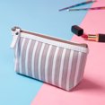 thumbnail image 4 of Bolsas de cosméticos para mujer, bolsa de maquillaje de gran capacidad, neceser de viaje, bolsa de almacenamiento con cremallera, organizador de brochas de maquillaje, 4 of 5