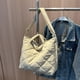 thumbnail image 4 of Bolso Bandolera Acolchado Algodón Gran Capacidad para Mujer Bolsos Mensajero (beige), 4 of 9