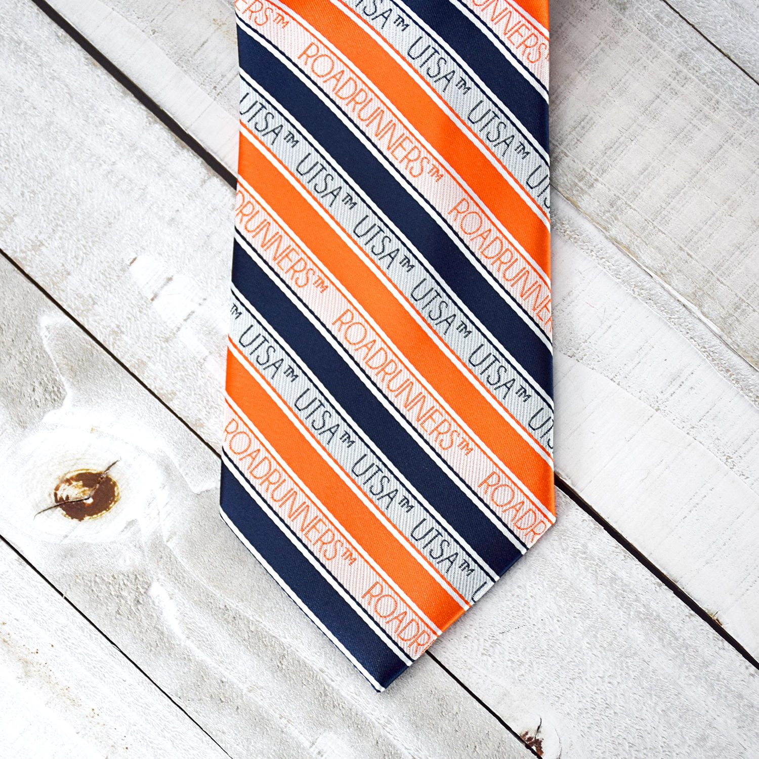 Fan Frenzy Gifts UTSA Roadrunners Officially Licensed 62" Men's Necktie