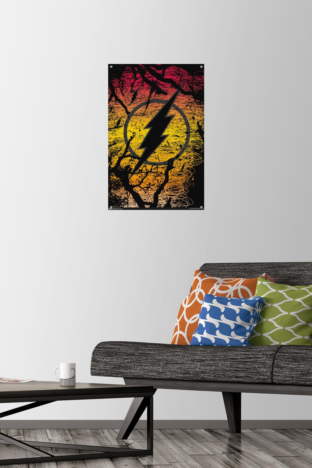 DC Comics - The Flash - Logo Wall Poster with Push Pins, 14.725" x 22.375"