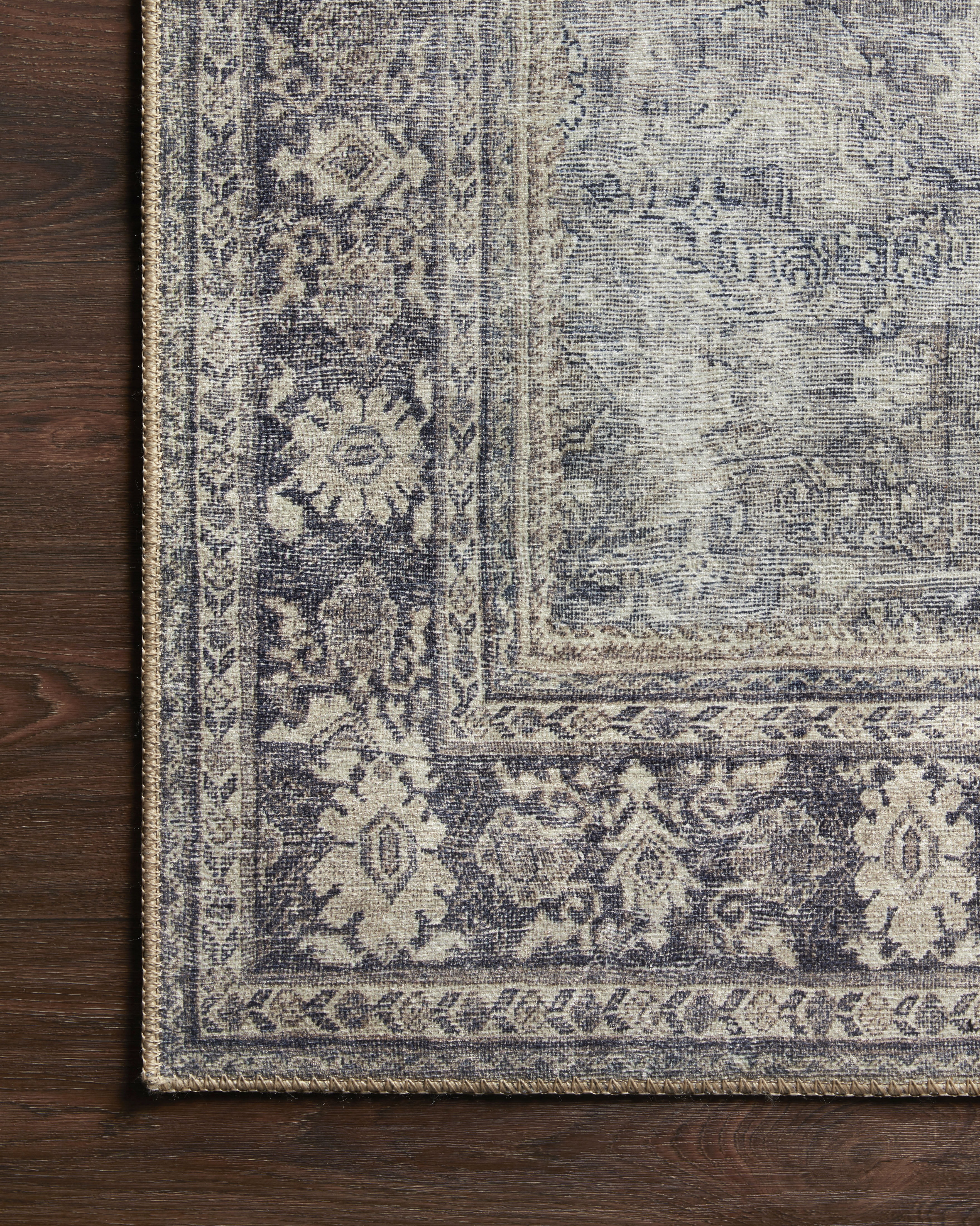 WYN-07 Grey, Charcoal 2-3" x 3-9" Size Rug
