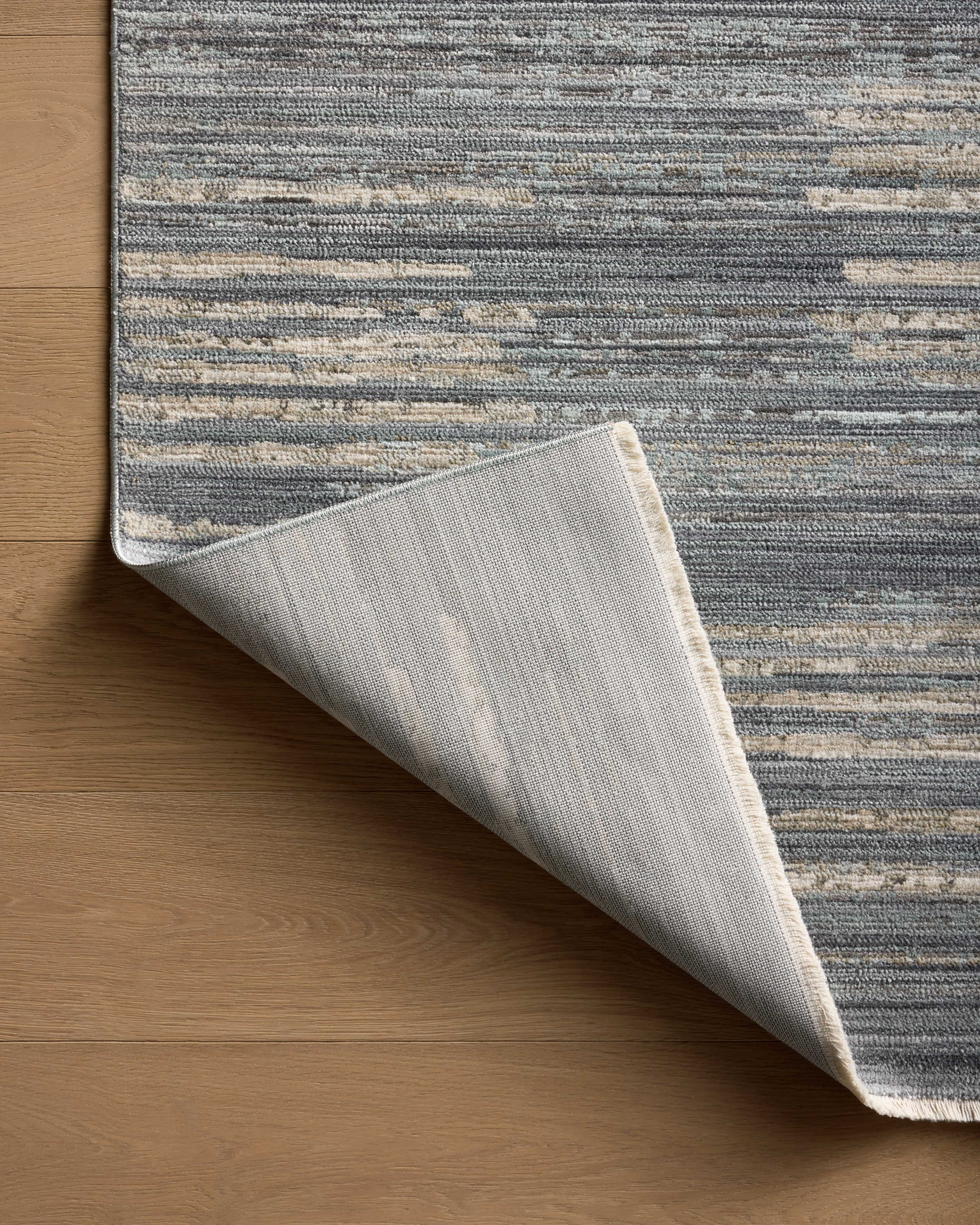 Loloi Wade Ocean / Sand 18" x 18" Sample Rug