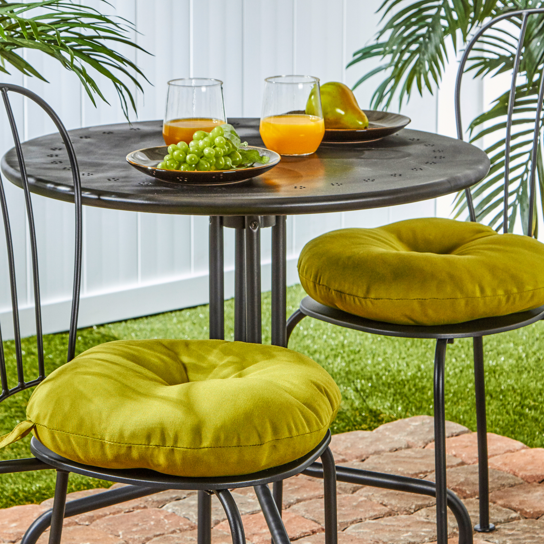 Greendale Home Fashions Kiwi Green 15 in. Round Outdoor Reversible Bistro Seat Cushion (Set of 2) - image 5 of 6