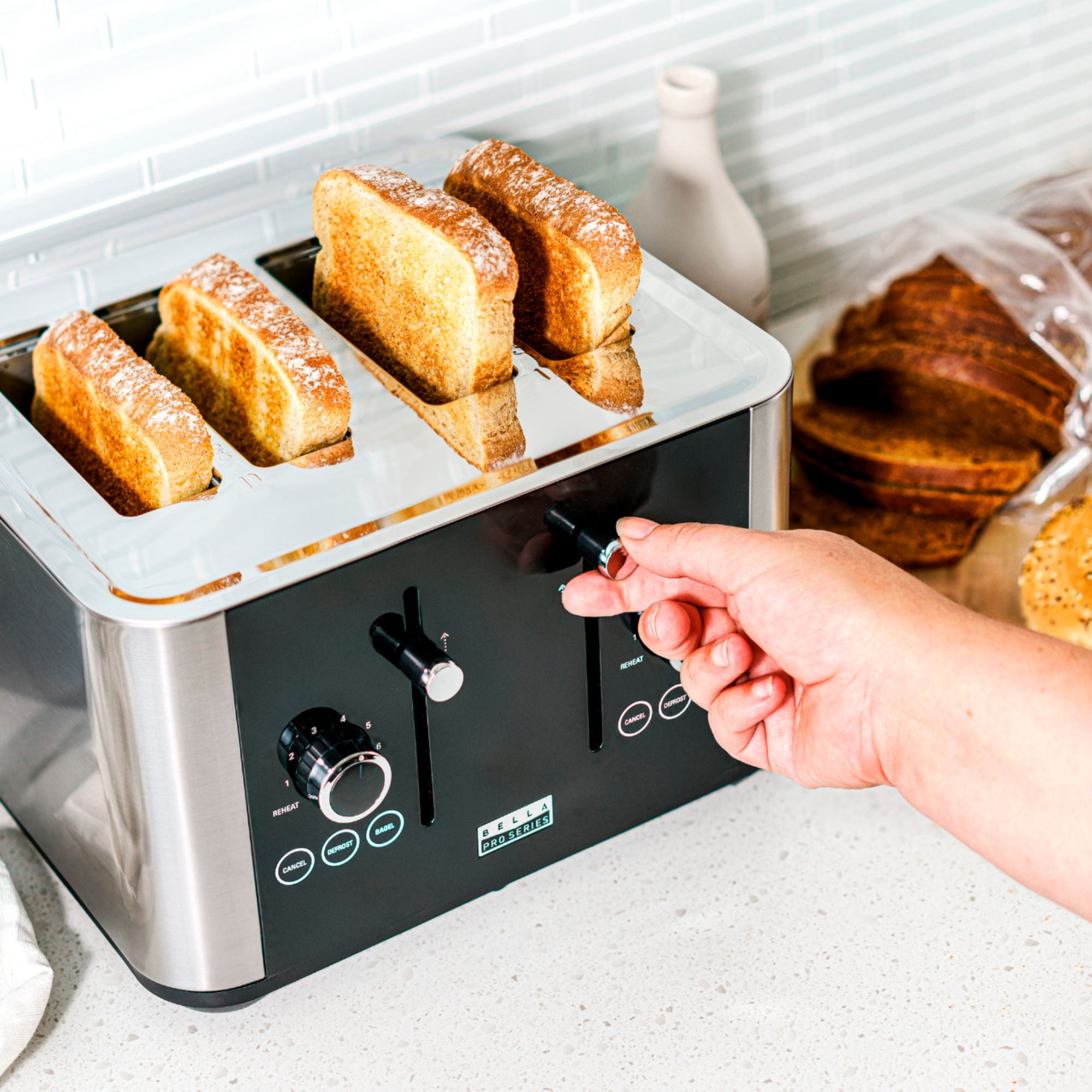 BELLA 4 Slice Toaster with Auto Shut Off - Extra Wide Slots and Removable  Drop-Down Crumb Tray with Cancel and Reheat Function - For Texas Toast