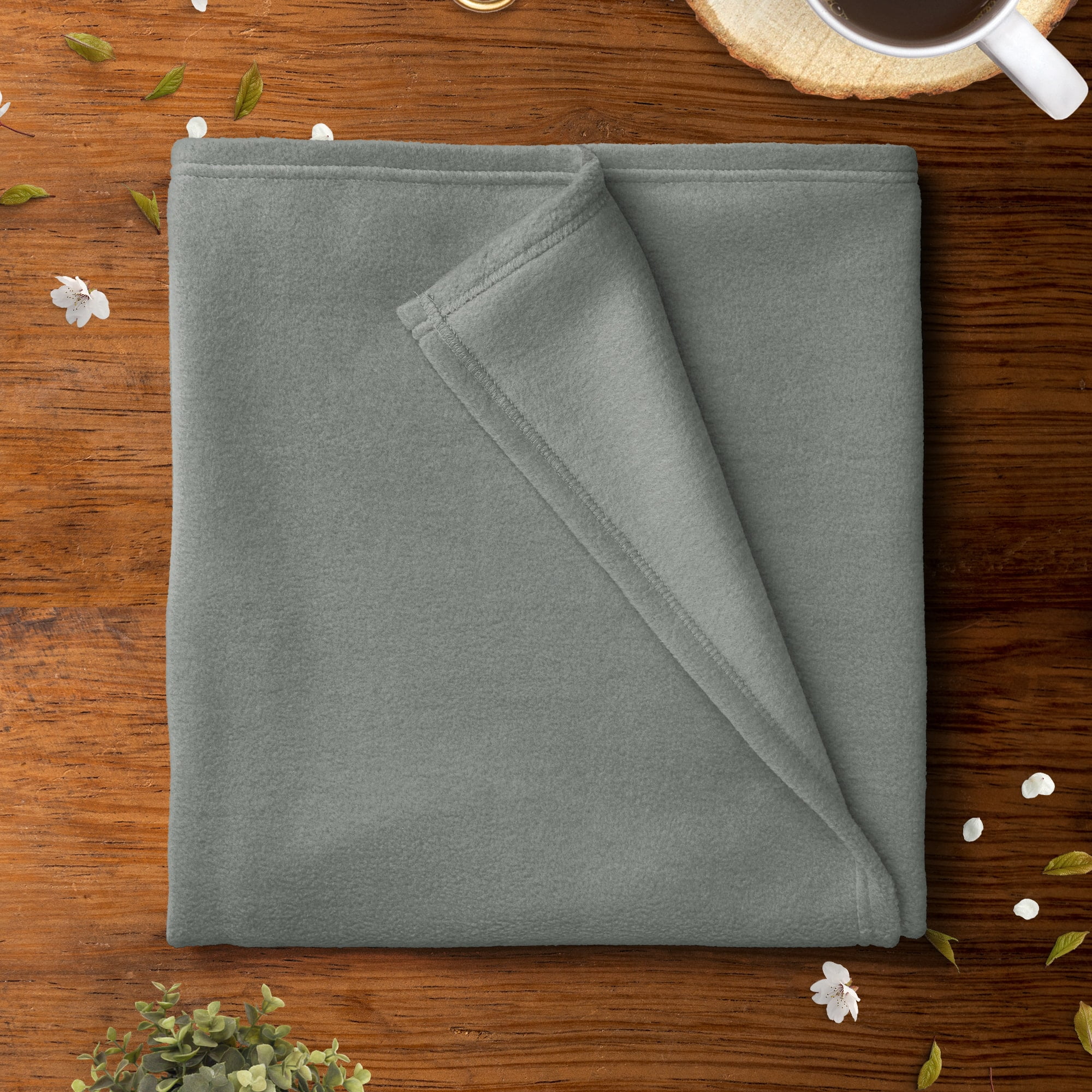 Mainstays Lux Anti-pill Fleece Sewing & Craft Fabric, 100% Polyester, Dark Gray, Precut 1.5 Yard, 58 in