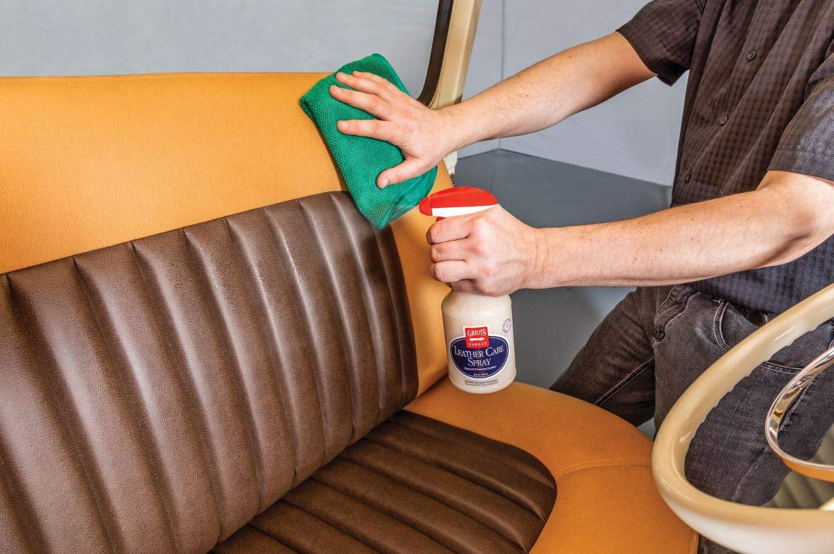 Griot's Garage 10994 Leather Care Spray - 22 oz.