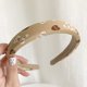 thumbnail image 1 of Diadema de esponja de color té con leche, diadema de ala ancha, sencilla, para lavarse la cara, estilo horquilla, accesorios para el cabello con parte superior craneal alta, diadema de presión de, 1 of 5
