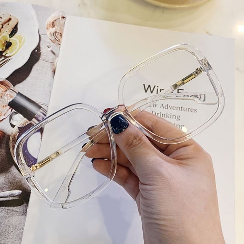 Blue Light Blocking Glasses for Myopic Person Squar Computer Use