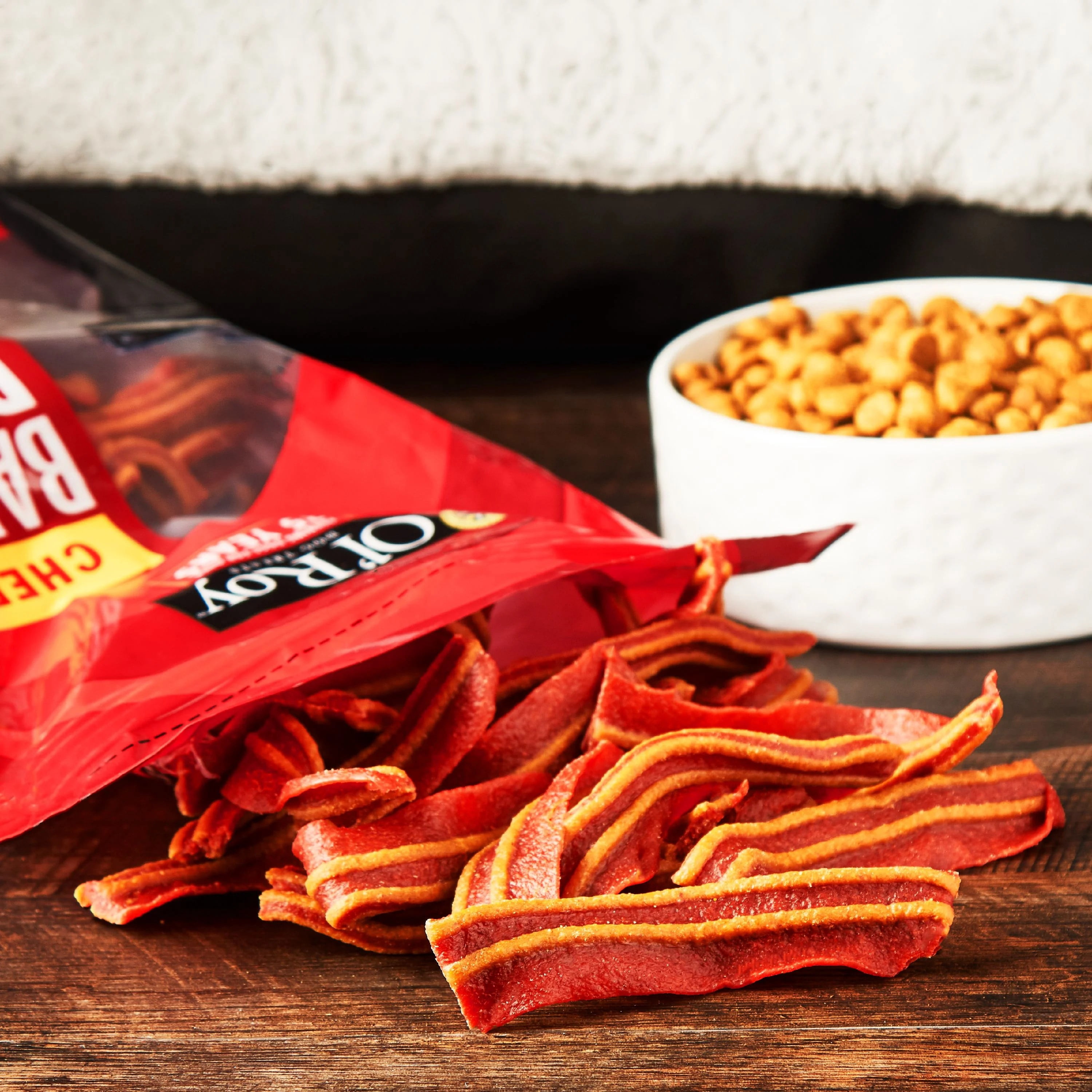 Ol' Roy Bark'n Bac'n Dog Treats, Cheezy Bacon, 25 oz
