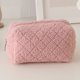 thumbnail image 3 of Bolsa de almacenamiento esponjosa para mujer, monedero de maquillaje acolchado suave para viajes al aire libre (rosa), 3 of 4