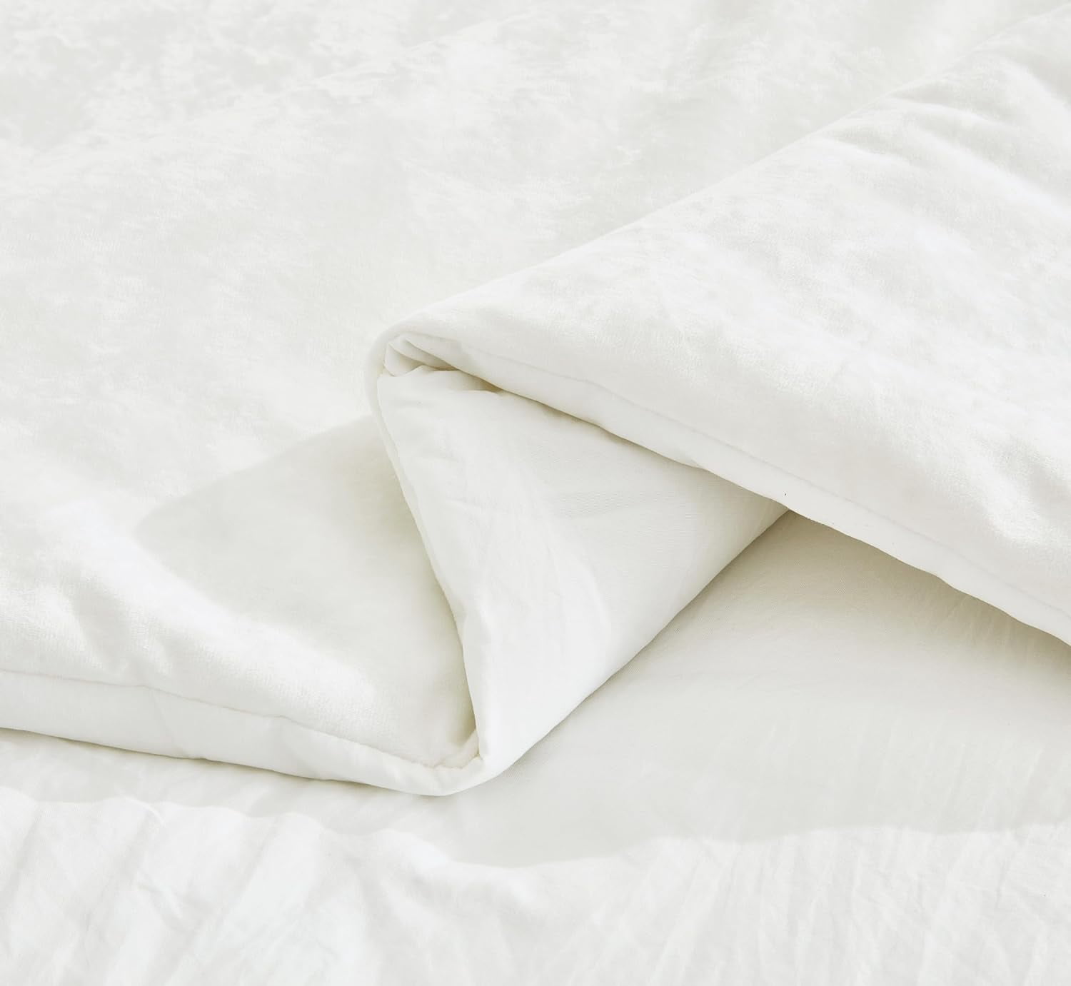 Chezmoi Collection Lux 3-Piece Cream White Velvet Comforter Set Queen Size, All Season Lush Plush Velvet Bedding Set with Soft Washed Microfiber Reverse