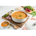 thumbnail image 2 of Horno holandés Le Creuset de hierro fundido esmaltado Signature, 6,75 cuartos de galón, 2 of 4