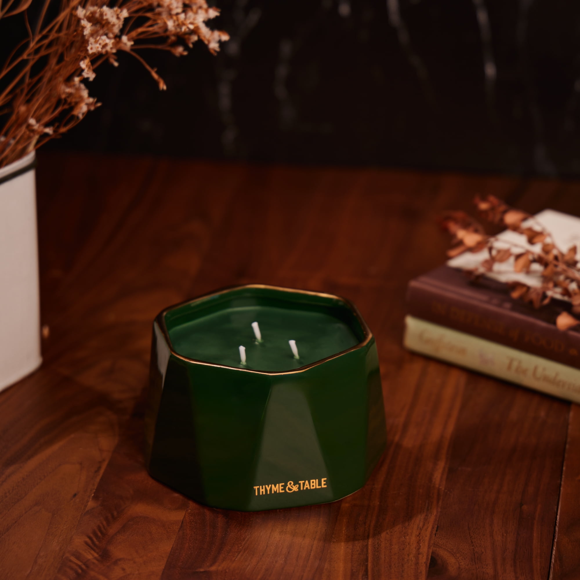 Cedar & Thyme 9 oz Soy Candle