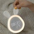 thumbnail image 3 of Réveils pour Chambres avec Répétition et Veilleuses, Réveil Numérique avec Thermomètre, Volume et Luminosité Réglables, Rechargeable, Blanc, en Forme de Bunny, 3 of 7