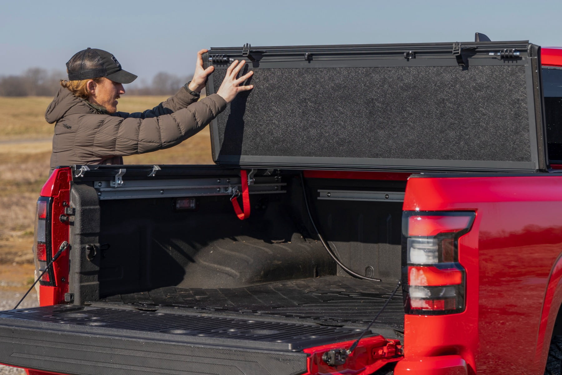 Rough Country Low Profile Hard Bed Cover for 22-26 Frontier | 5' - 47520551B