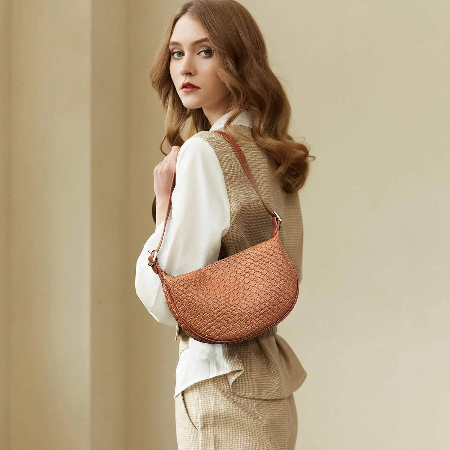 Purses for Women Small Crossbody Bags Crescent Shoulder Bag Hobo Handbag with Adjustable Strap