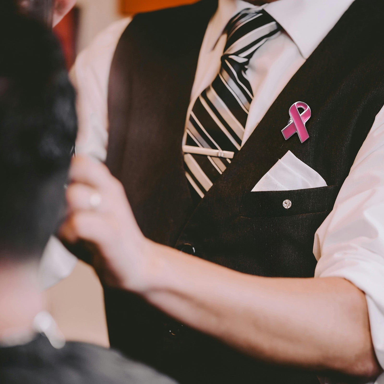 Pin's Ruban Rose Cancer Du Sein - Lot De 15 Modèles - Sensibilisation Et Soutien - Pour Vêtements Et Sacs