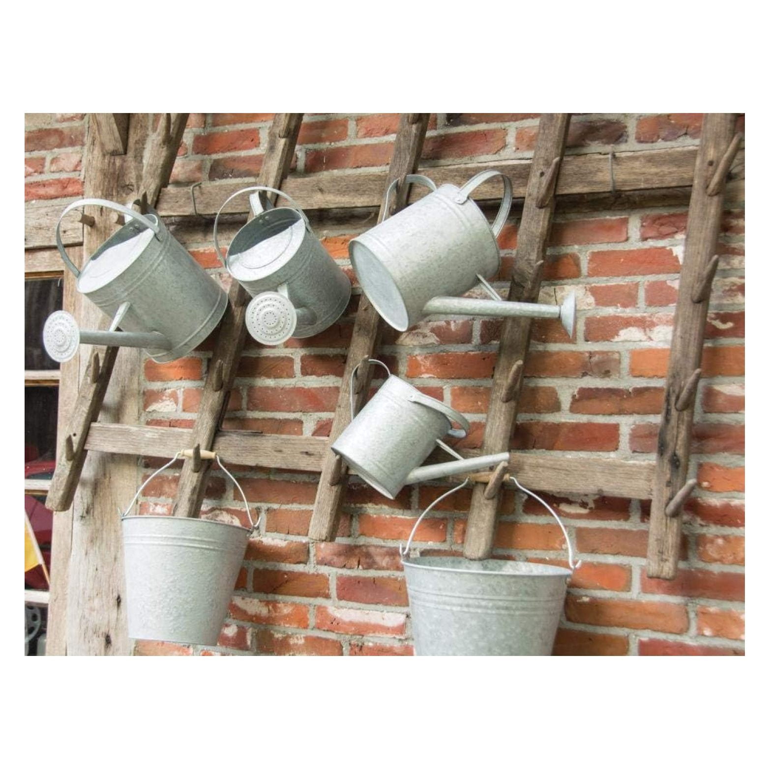 Zinc Watering Can - 3.6L Medium Galvanized Metal Watering Pot for Indoor & Outdoor Plants - Vintage Style Garden Decor - Durable Plant Waterer