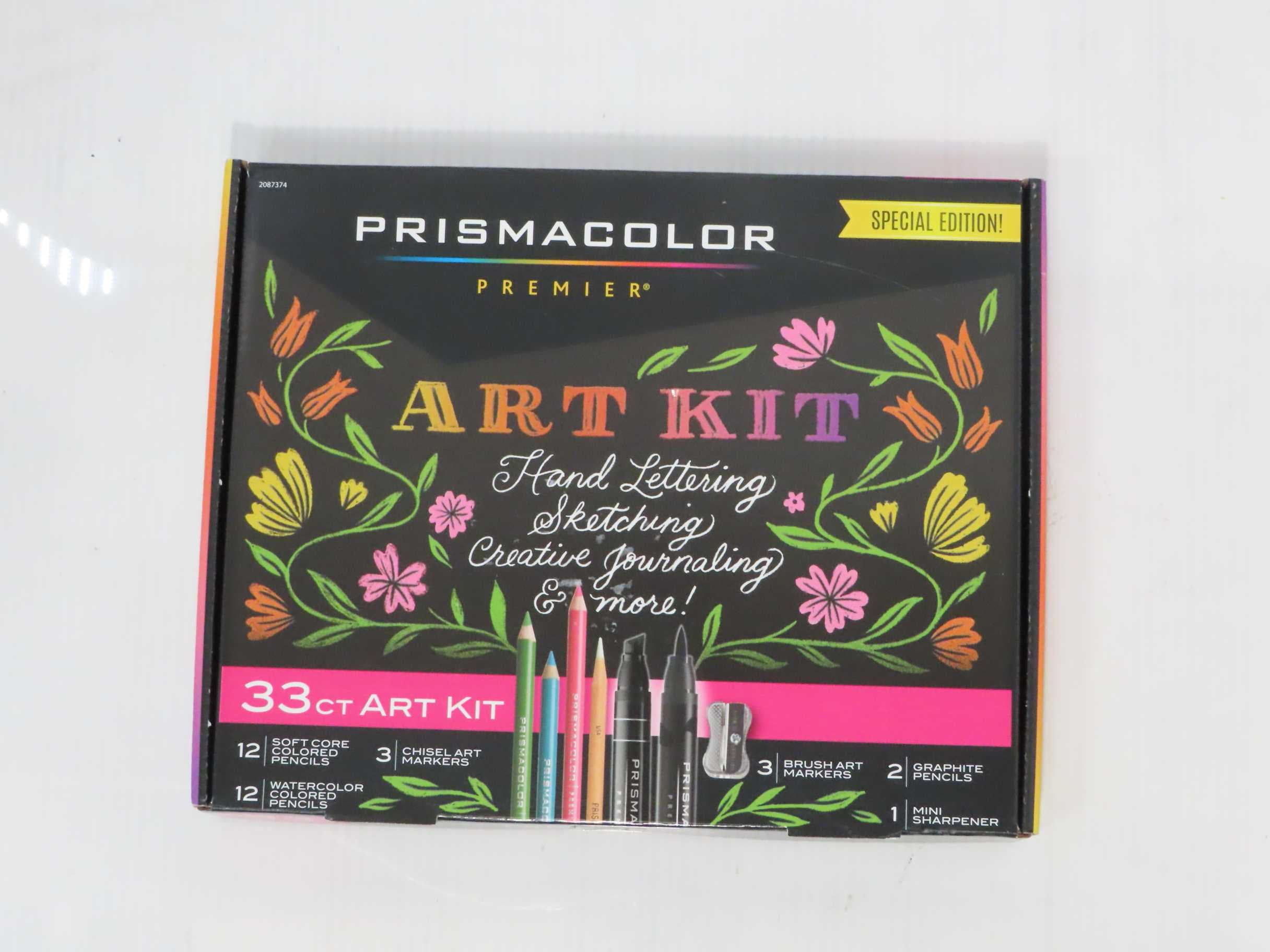 Prismacolor 33pc Premier Marker & Colored Pencil Art Kit