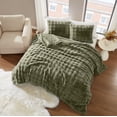 thumbnail image 5 of Brooklyn Loom Bubble Faux Fur 100% Microfiber Polyester  3 Piece Queen Comforter Set in Green, All Season, Adult Size, OEKO-TEX Certified, 5 of 11