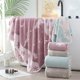 thumbnail image 1 of XWSHYW Baño Otros Juego de 2 Toallas de Ducha y de Baño para Adultos, Muy Absorbentes, para Uso Doméstico, Aptas para Baños., 1 of 7