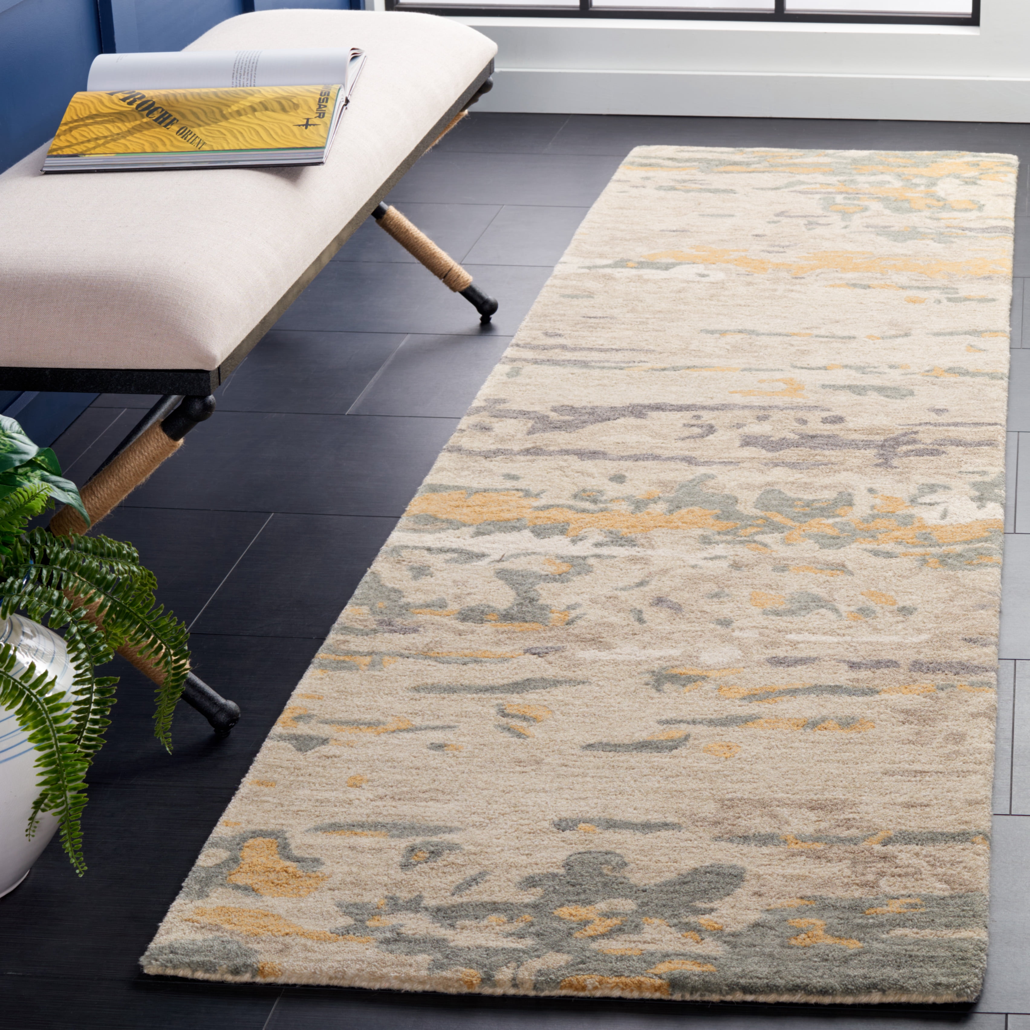 SAFAVIEH Soho Lue Abstract Runner Rug, Beige/Grey, 2'3" x 8'