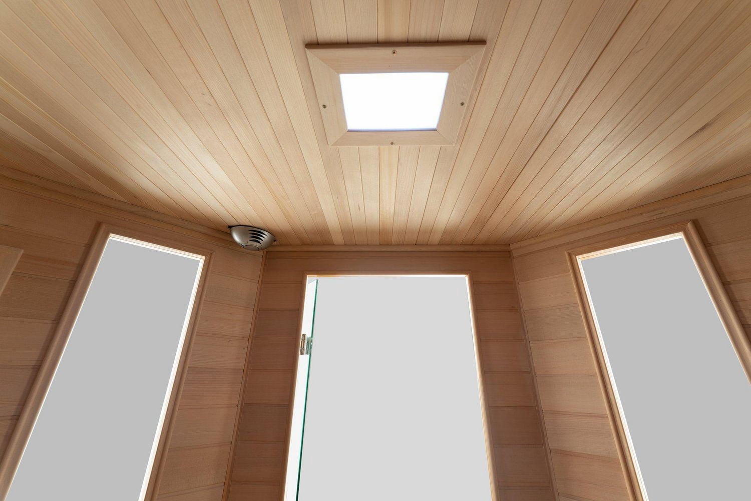 Blisspod 4-5 Person Far Infrared Sauna Premium Hemlock, Low EMF, 12 Heaters, Corner, Spacious.