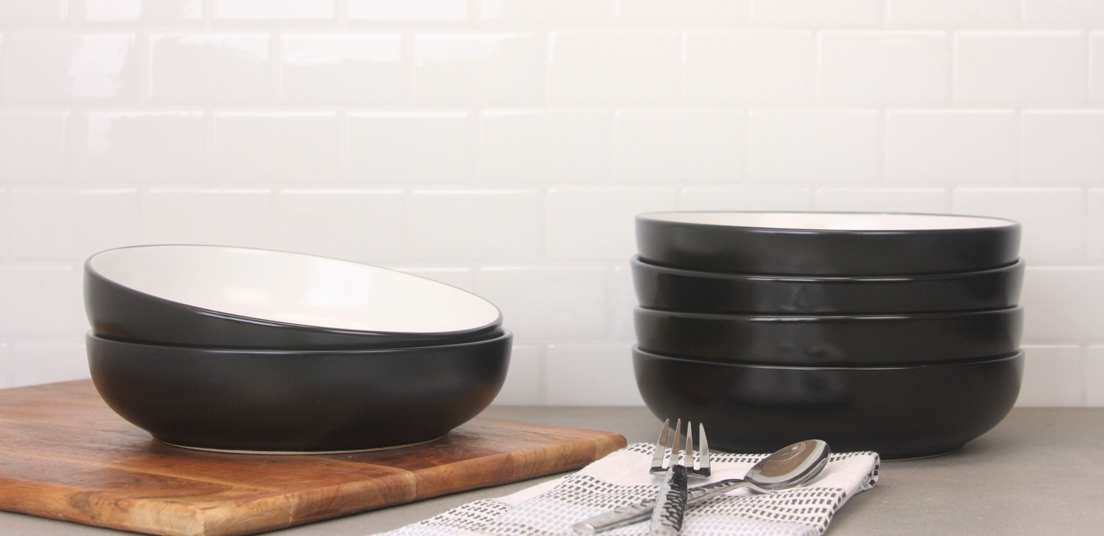 10 Strawberry Street Two Tone Coupe 8.5”/36 Oz. Dinner Bowl Set Of 6, Black/White