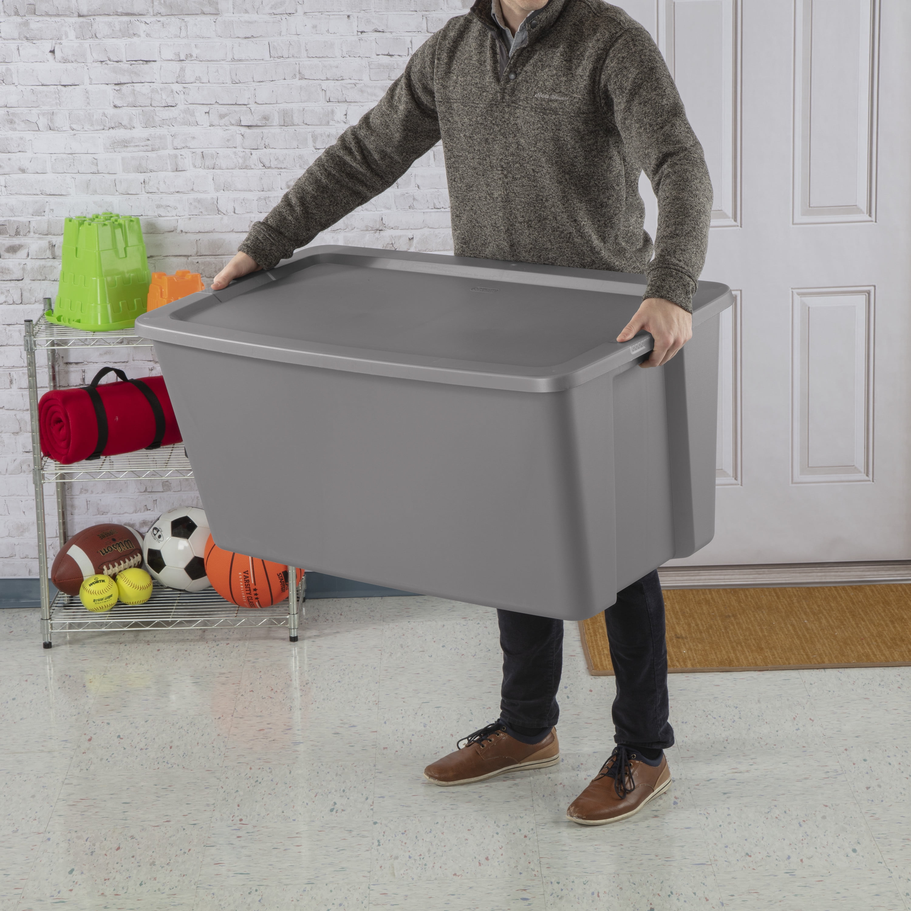 Sterilite 50 gallon storage bin with attached lid for Sale in Miami, FL