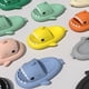 thumbnail image 2 of Zapatillas de tiburón para mujer y niño, Sandalias planas informales, divertidas, de EVA, para verano, 2023 qym unisex, 2 of 2