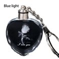 thumbnail image 2 of Guardurnaity Llavero con luz LED de moda colgante en forma de corazón artificial llavero pareja novio bolso monedero recuerdo Accesorios de disfraces Luz azul Rosa clásica, 2 of 6