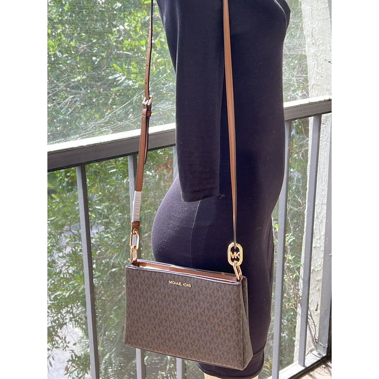 Michael Kors Women's Trisha Crossbody Bag, Medium, Saffiano