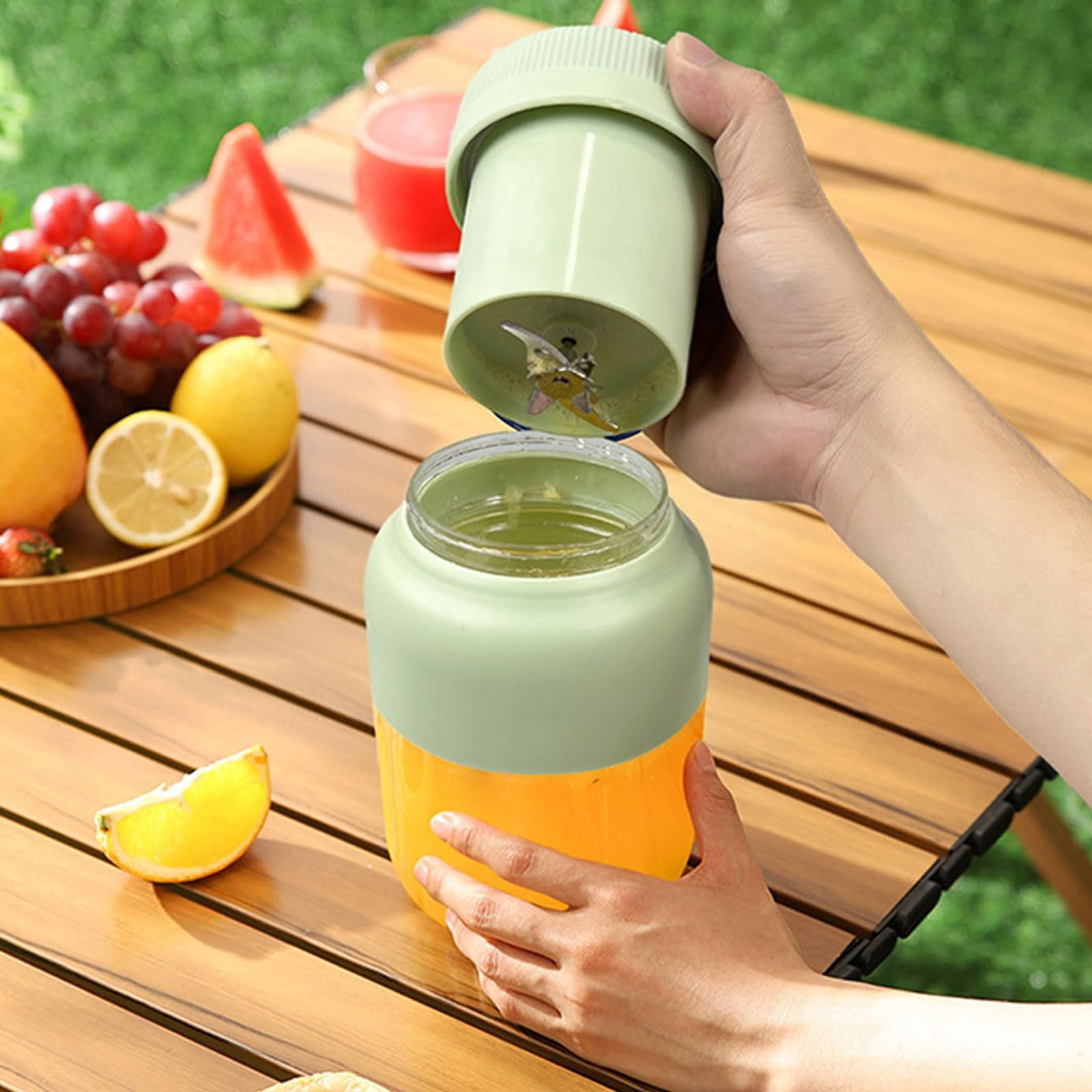 MOQIN Electric Juicer, Rechargeable Juicer Machine with USB Cable, Touch Button, Automatic Orange Lime Lemon Grapefruit Squeezer, Easy to Clean Portable Juicer