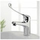 thumbnail image 1 of Mezclador de lavabo con empuñadura médica cromada, grifo de baño PMR, acabado plateado, 1 of 5