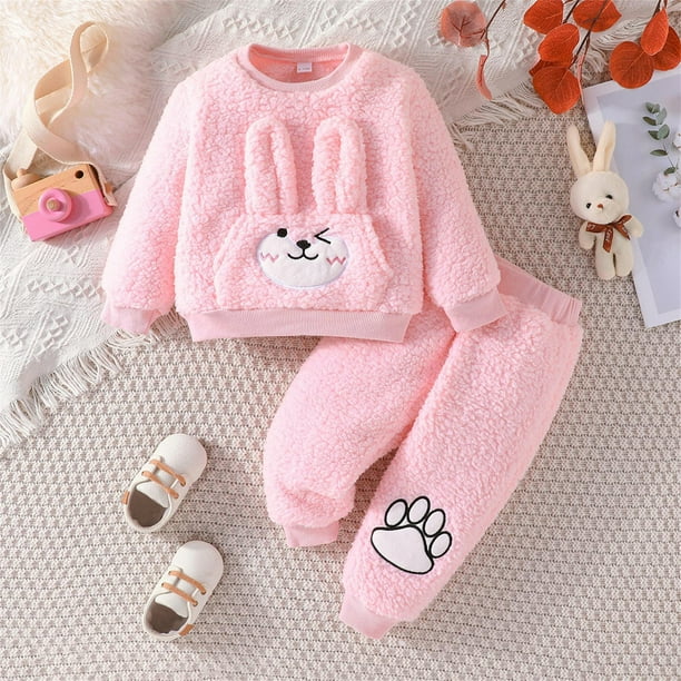 Ropita de bebe mujer sale