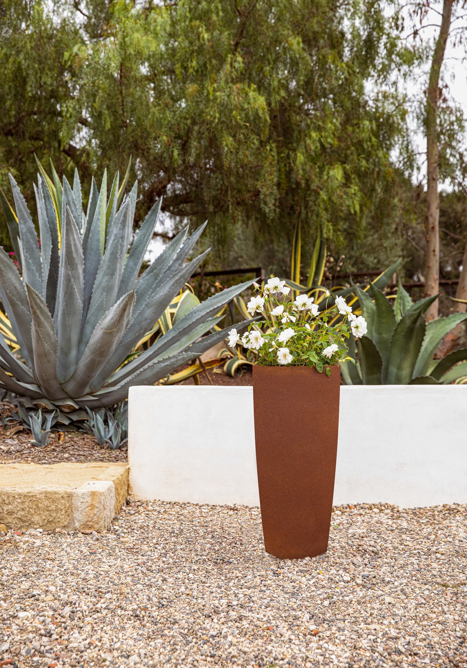 Veradek Patina Series Selena 28" Plastic-Steel Planter