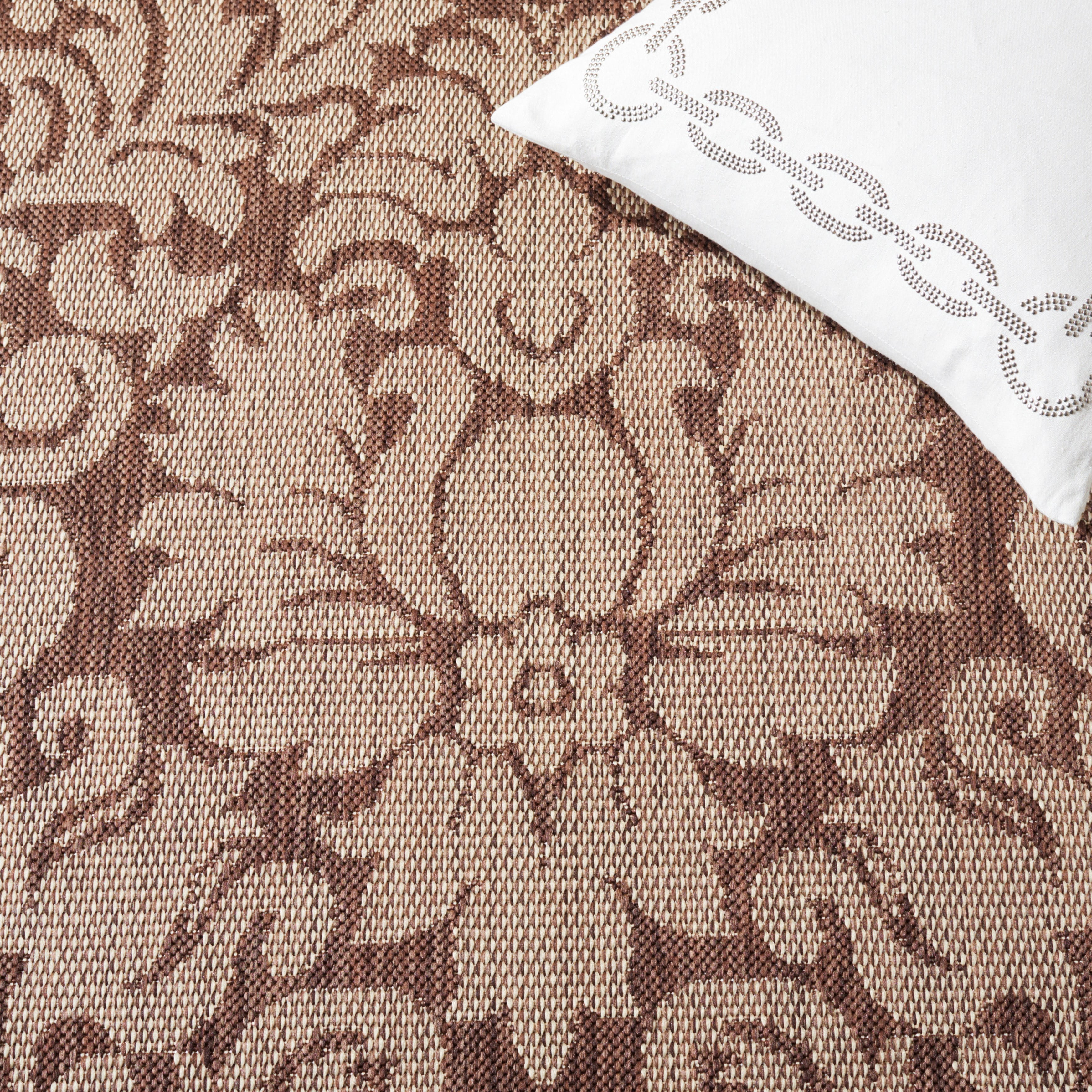 Safavieh Courtyard Dani Bordered Indoor/Outdoor Area Rug, Chocolate/Natural, 5'3" x 7'7"