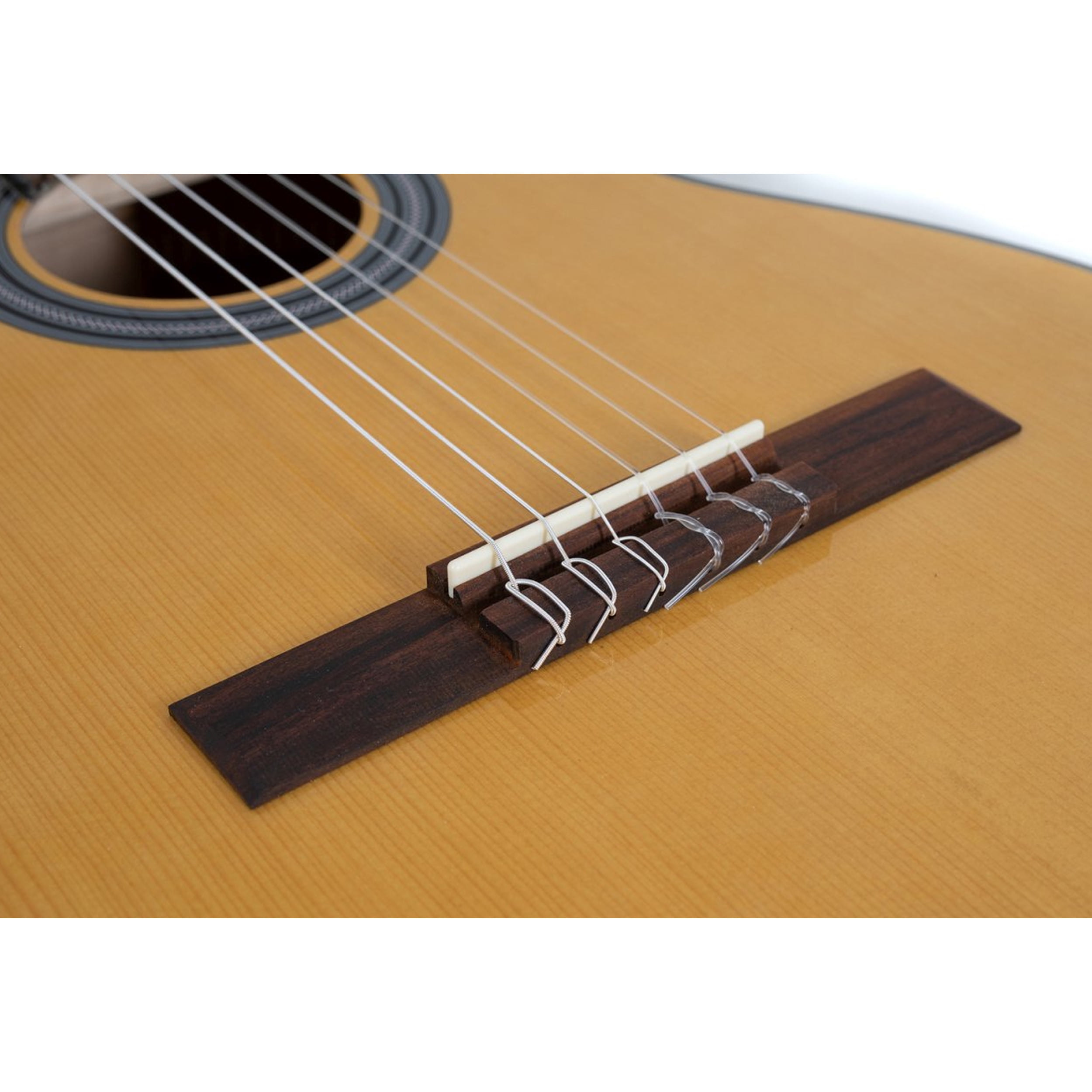 GEWA Student 4/4-Size Classical Guitar  Natural Spruce Top