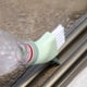 thumbnail image 4 of Cepillo de limpieza multiusos para uso en seco y húmedo | Se conecta a la botella de agua | Cerdas duras para manchas difíciles | Cepillo para rincones y grietas de cocina y baño, 4 of 8