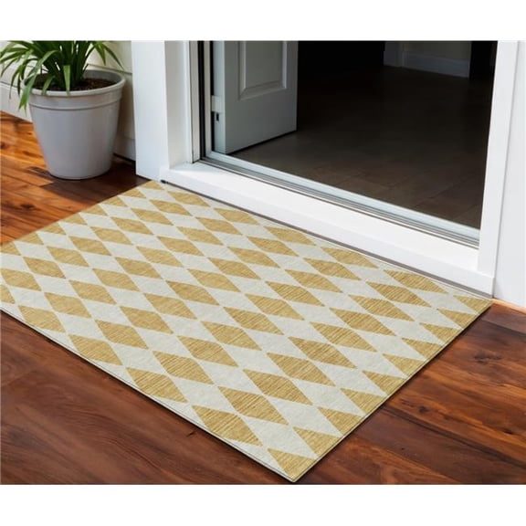 HomeRoots 577037 3 x 5 ft. Geometric Washable Indoor & Outdoor Rectangle Area Rug, Gold