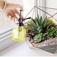 thumbnail image 4 of Prensa de vidrio pequeña, regadera de vidrio con patrón Vertical, regadera de vidrio Retro, regadera amarilla para jardinería brillar Electrónica, 4 of 5
