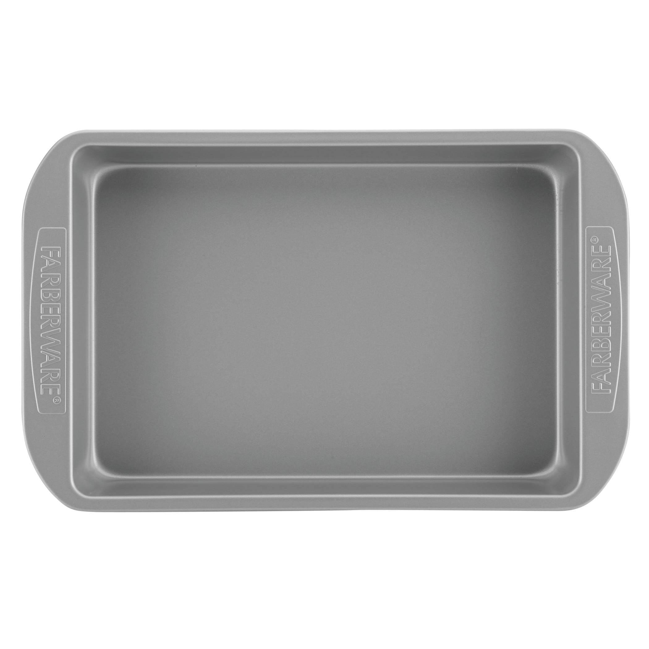 Mirro 13 In. x 9 In. Covered Cake Pan - Henery Hardware