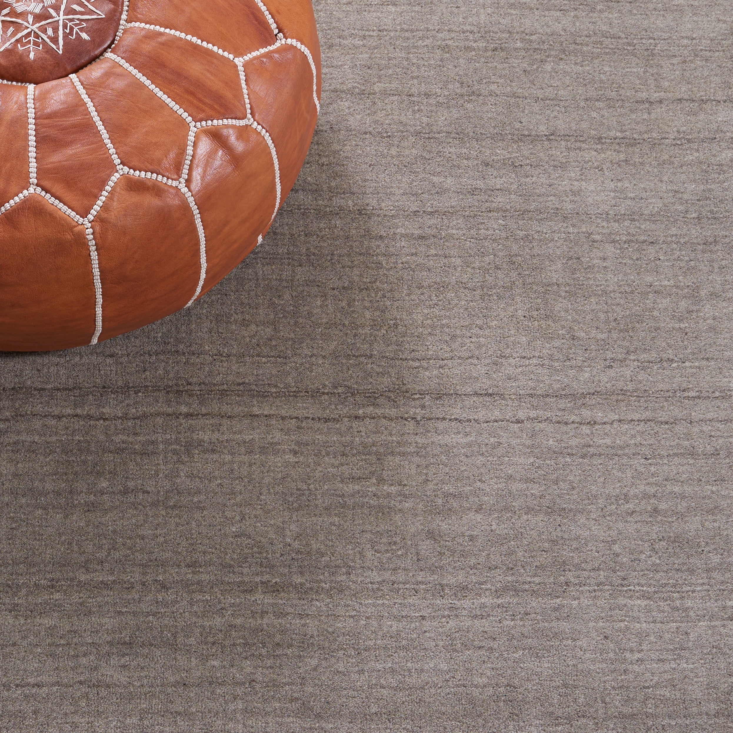 SAFAVIEH Himalaya Vince Striped Area Rug, Pewter, 9' x 12'