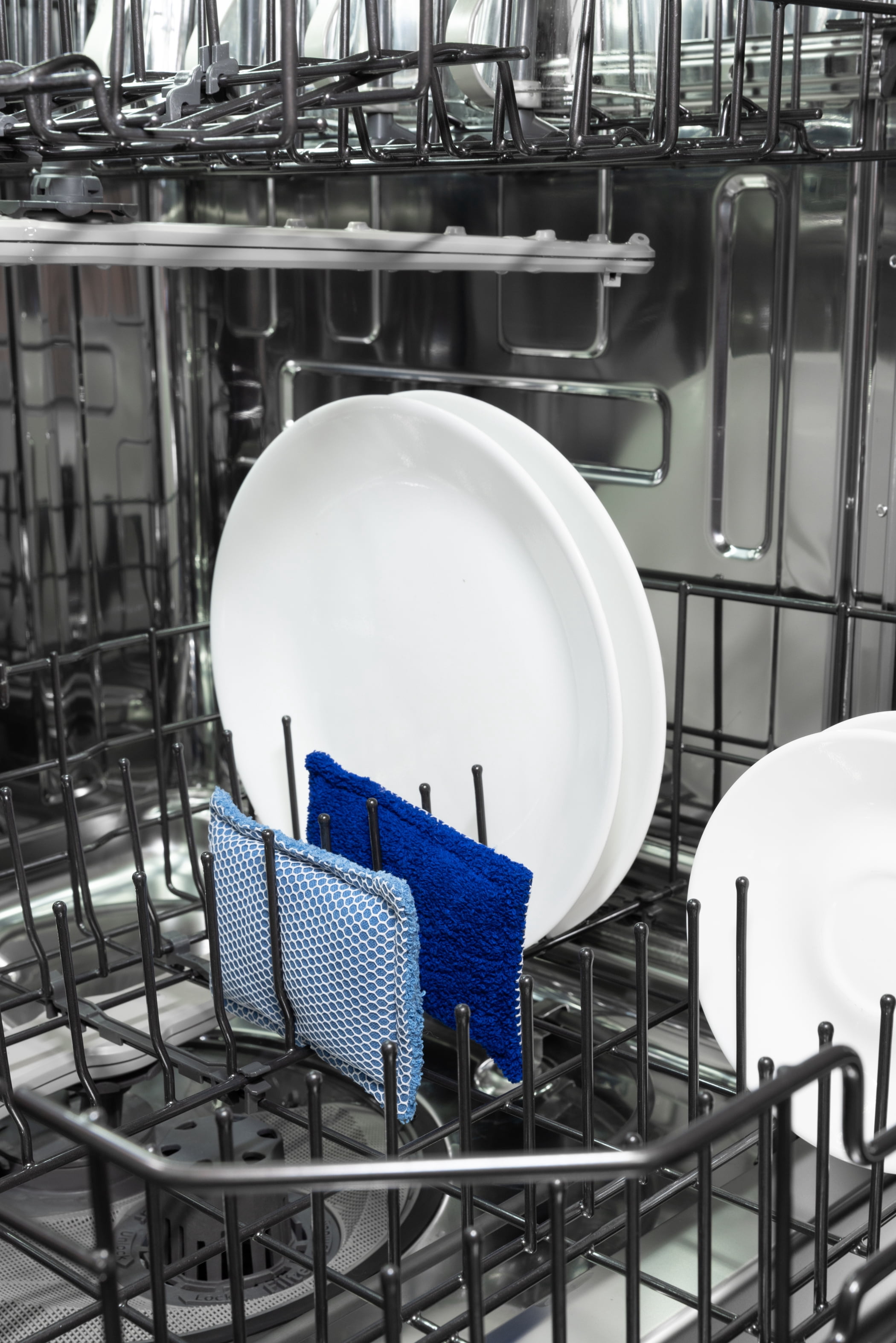 (3 pack) Mainstays Sponge Scrubbers, 4.5 x 5 inches, 100% Cotton Shell, 2 Count per Pack, Blue