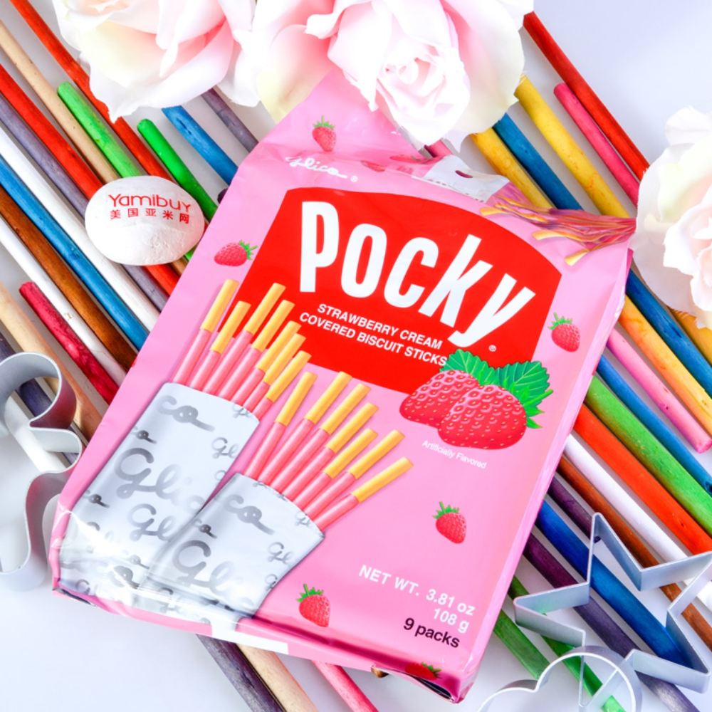 GLICO Pocky Strawberry Cream Covered Biscuit Sticks -9 Individual