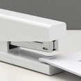thumbnail image 3 of Agrafeuse, Agrafeuse de Bureau, Agrafeuse Classique de Bureau, Ensemble d'Agrafes Blanches Capacité 20 Feuilles avec Rangement Gratuit 100 Pcs Agrafes, 3 of 8