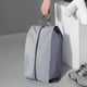 thumbnail image 1 of Bolsa de viaje multifuncional de poliéster impermeable de gran capacidad para guardar ropa, artículos y zapatos., 1 of 6