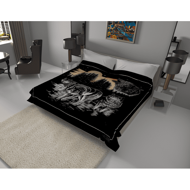 Solaron Wolf Pack King Size Blanket Black