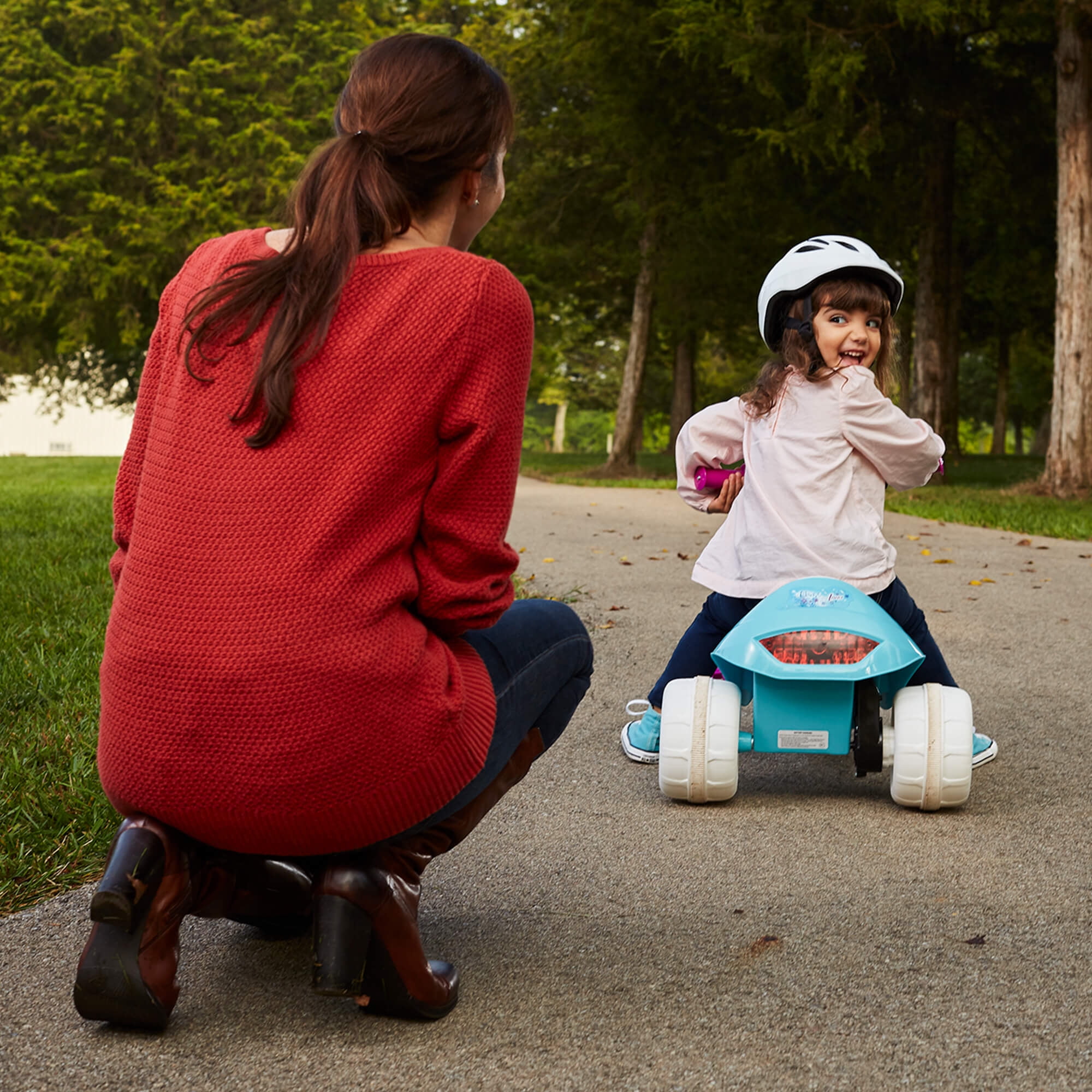 huffy disney frozen 6v dual power tricycle