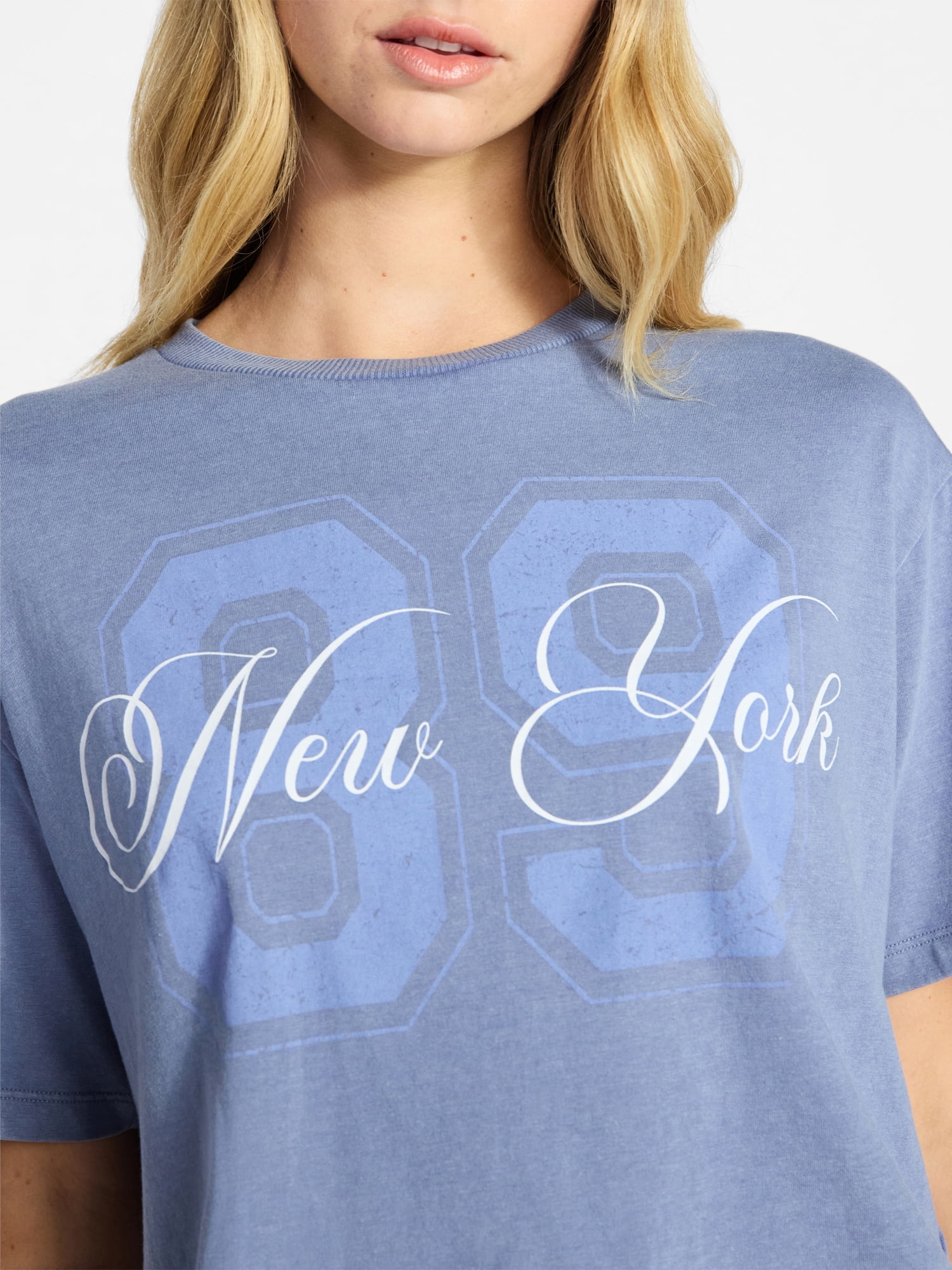No Boundaries Boxy Cropped Graphic Tee, Women's XXS-XXL